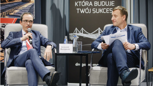 Krzysztof Błażejowski (ORLEN Asfalt) i Piotr Rychlewski (Instytut Badawczy Dróg i Mostów)
