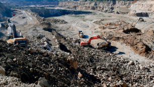 Kopalnia-wapienia-celiny-fot.1.