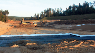 problem-wody-gruntowej-pod-cisnieniem-posadowienie-drog-w-wykopach-fot.1.