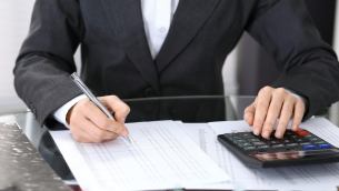 wyzwania-prawne-zwiazane-ze-wzrostem-cen-i-kosztow-w-inwestycjach-drogowych-fot.1.