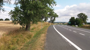 trzech-wykonawcow-zainteresowanych-realizacja-prac-na-odcinku-nysa-pakoslawice-w-ciagu-dk46-fot.1.1