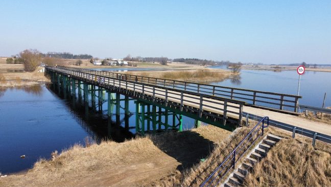 MOSTY_1-2_25_technologie_Blazej_Cackowski_NAJDLUZSZY_DROGOWY_MOST_KOMPOZYTOWY_FOT_1