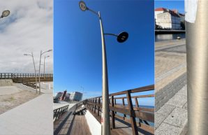 Darłowo, Promenada Darłówko Wschodnie - Realizacja marki ROSA oddana do użytku w 2010 roku. Kategoria korozyjności atmosfery duża - C4. Po upływie 14 lat (badanie w maju 2024) nie odnotowano żadnego ubytku powłoki anodowej. Powłoka jest grubości 25 mikronów, ma nienaruszony wygląd i jest wolna od jakichkolwiek śladów korozji.