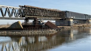 MOS_4_25_Aleksander_Duda_STARE_MOSTY_W_OBIEGU_ZAMKNIETYM_FOT_1