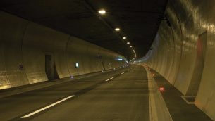 MOS_4_25_budownictwo_tunelowe_SYSTEMY_WENTYLACJI_TUNELI_iStock-108487145