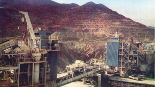 KRU_SPEC_25_maszyny_i_urzadzenia_Michal_Stawowiak_SYSTEM_CIAGLEGO_KRUSZENIA_I_ODSTAWY_UROBKU_FOT_1