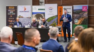 IV SESJA „Nowoczesne rozwiązania w zakresie kruszyw, maszyn i technologii drogowych”, moderator: Przemysław Stałowski, Holcim Polska